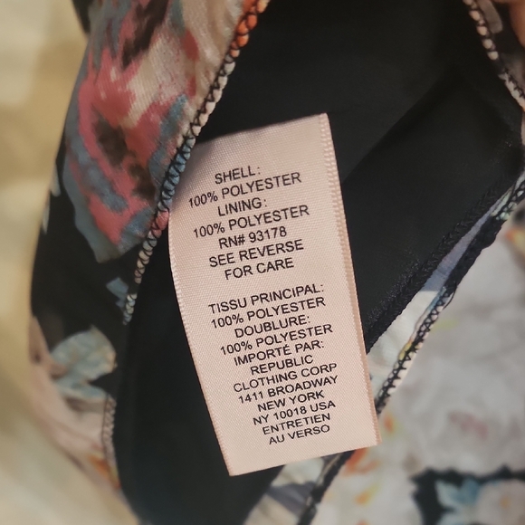 Philosophy Black Floral Halter-Style Sleeveless Top - Picture 5 of 5